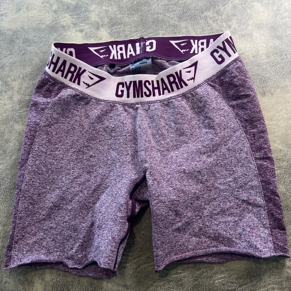 Gymshark Flex Shorts Size M Purple DRY 6" Stretch Biker